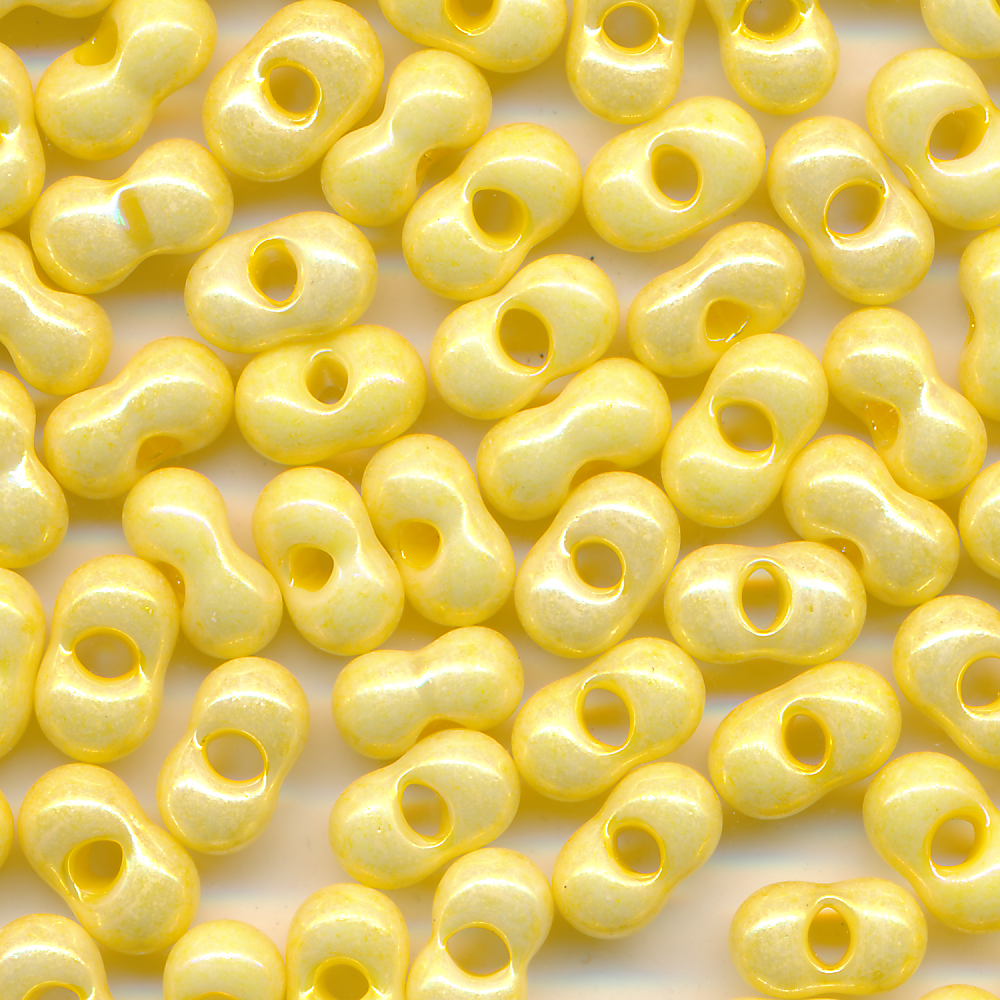 Farfalle, Schmetterlinge mais-gelb rainbow, Inhalt 30 Stück, Größe 6,5 x 3,2 mm