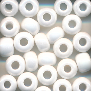 Rocailles perlmutt weiß lüster, Inhalt 25 Stück Größe 6,5 mm XL böhmisch*