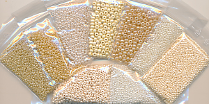 Wundertüte Rocailles elfenbein beige, Inhalt 50 g, 6-10 Tüten pro Pack, Glas sortiert wechselnd