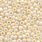 Rocailles facettiert elfenbein, Inhalt 6 g, Größe 10/0, Cut-Perlen Charlottes