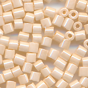Stiftperlen elfenbein, Inhalt 8 g, Größe 2 mm