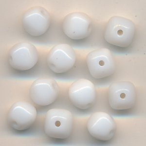 Glasperlen weiß, Inhalt 12 Stück, Größe 6 mm