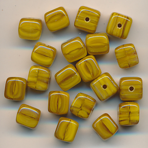 Glasperlen olive-grün Größe 6 mm, Inhalt 12 Stück, Würfel