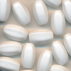 Glasperlen weiß opak, Inhalt 20 Stück, Größe 14 x 7 mm