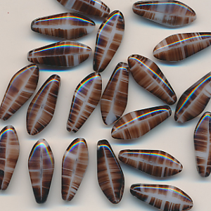 Glasperlen braun-weiß marmor, Inhalt 10 Stück, Größe 17 x 7 mm, Tropfen