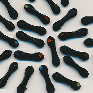 Glas-Perlen jet-schwarz, Inhalt 22 Stück, antik, 2-Loch, Größe 17 x 3 mm